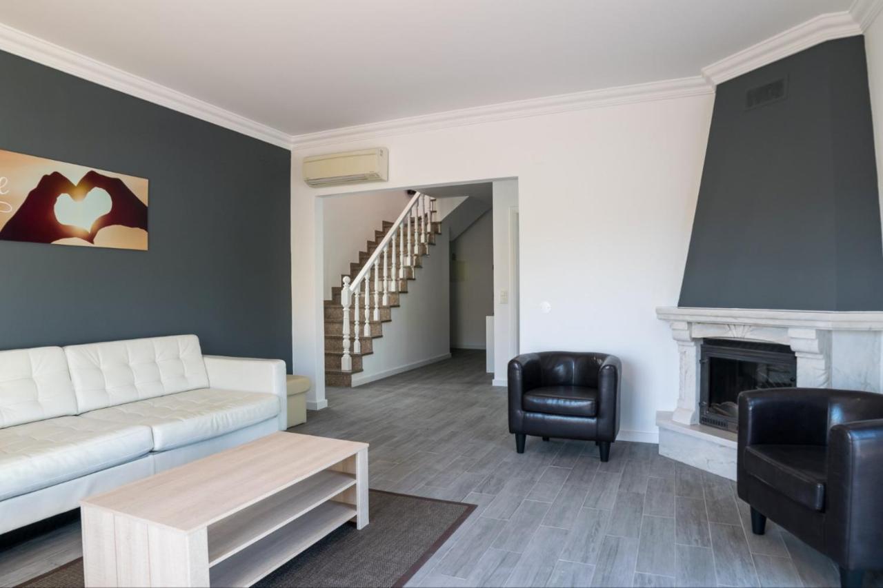 Akivillas Oura Targa Villa *